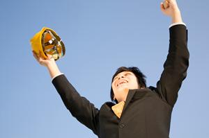 フォークリフト講習を受けるメリットと選び方完全ガイド！キャリアアップの第一歩を踏み出そう